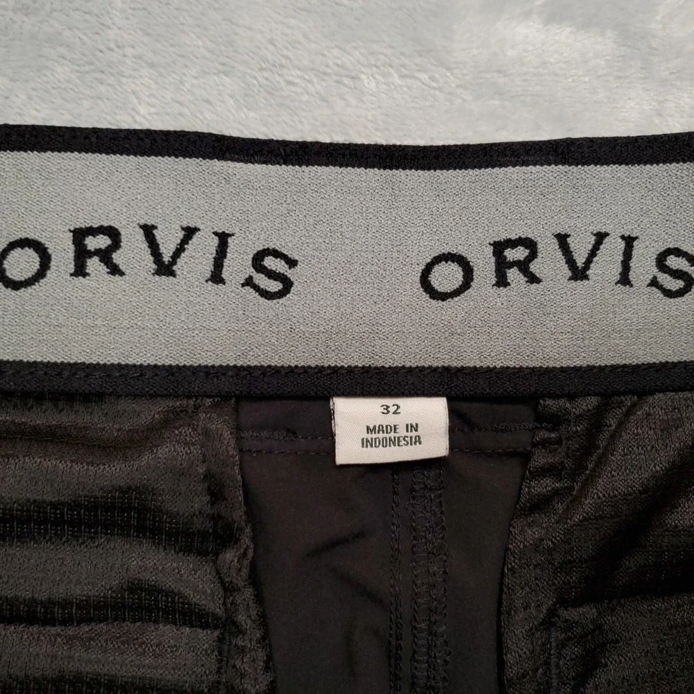 Orvis Shorts Mens 32 Black Cargo Lightweight Active Travel Hike Comfort Techwear